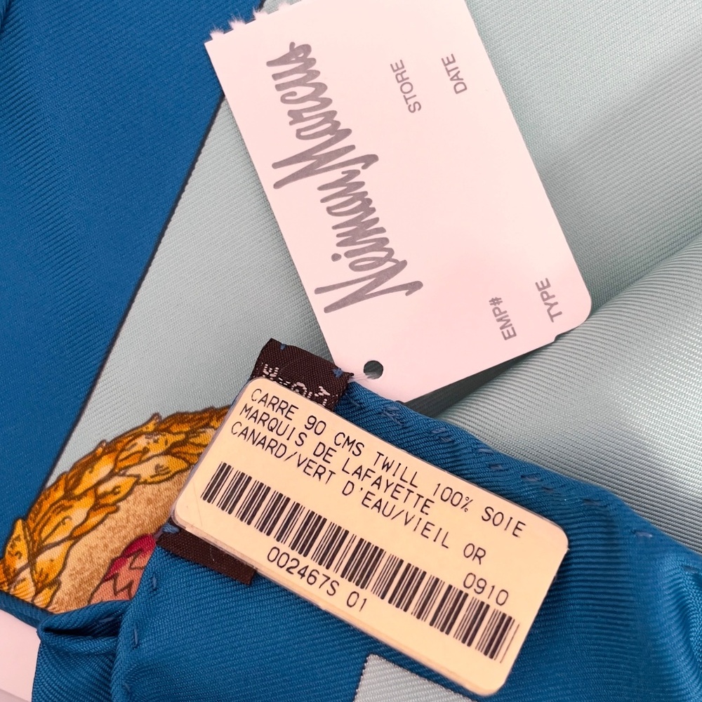 NWT Hermès Carré 90 "Marquis de Lafayette" in Blue - Picture 12 of 12